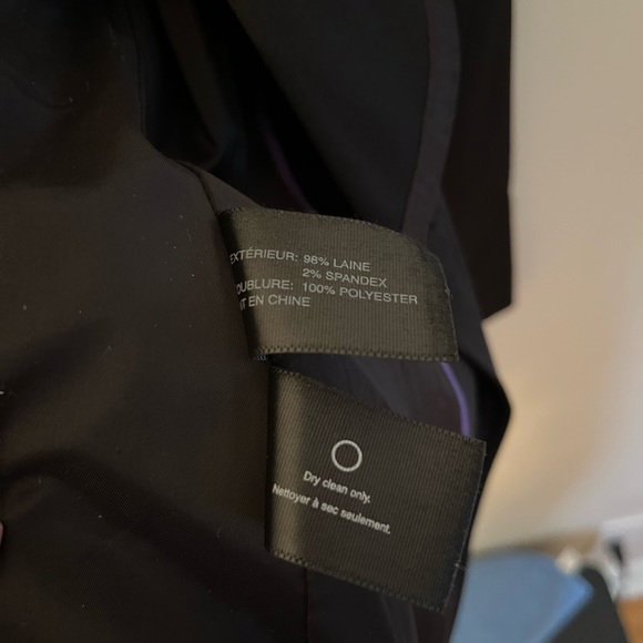 Club Monaco, Black Blazer, Size 2 - Picture 5 of 5